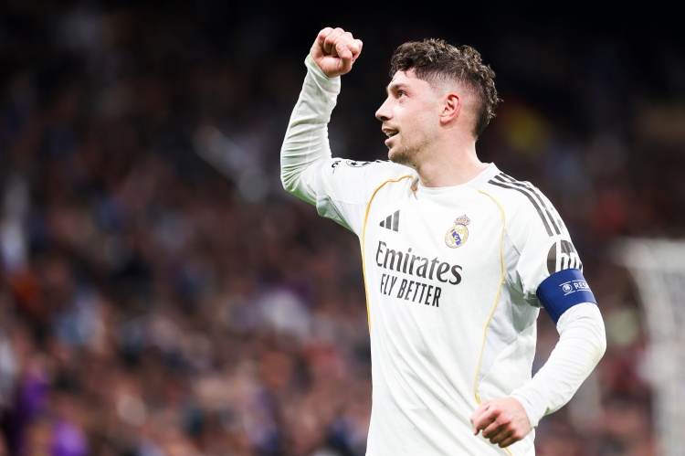 开云体育官网-个个精彩！巴尔韦德3粒进球细节：人球分过、逆足抽射、挑球过人