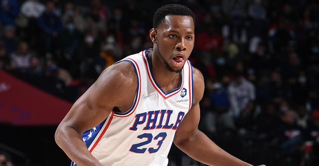 开云体育官网-Scotto：凯尔特人与中锋查尔斯-巴锡签下10天短合同